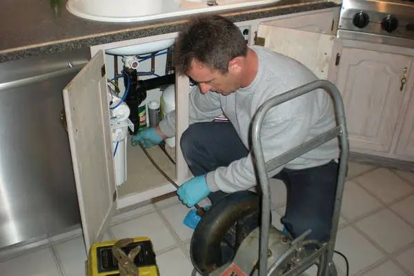 Debouchage et nettoyage de drain et egout sur la rive-sud de montreal